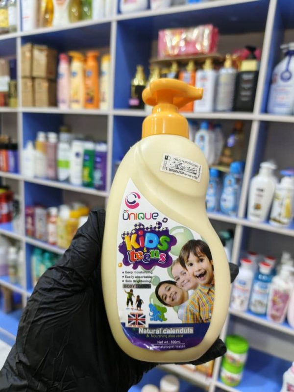 Unique Kids & Teens Natural Calendula Brightening & Moisturizing BODY WASH